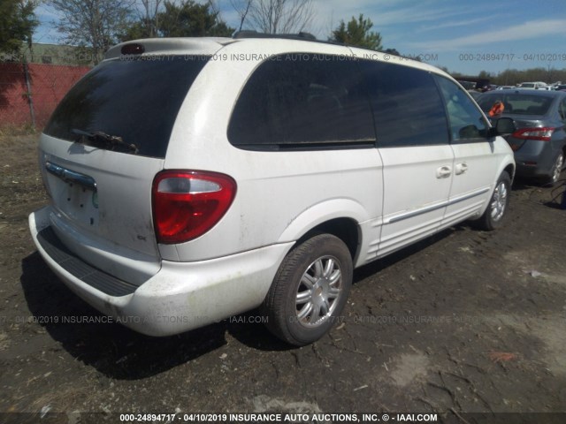 2C8GP74L84R579059 - 2004 CHRYSLER TOWN & COUNTRY EX WHITE photo 4