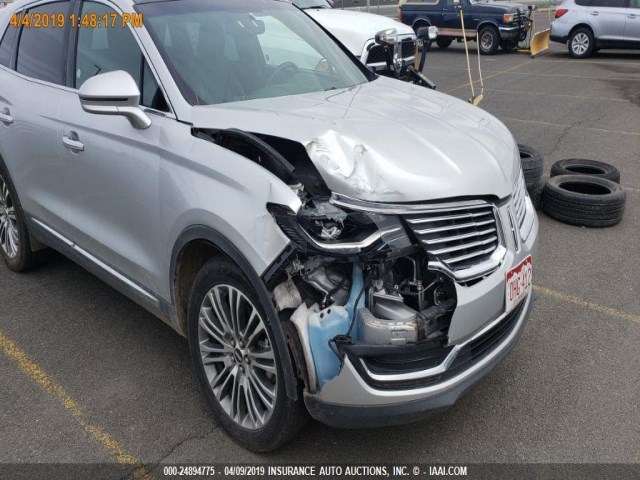 2LMPJ8LR3JBL17968 - 2018 LINCOLN MKX RESERVE SILVER photo 14