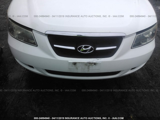 5NPEU46FX7H218702 - 2007 HYUNDAI SONATA SE/LIMITED WHITE photo 6