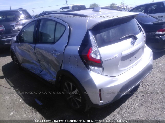 JTDKDTB38J1619527 - 2018 TOYOTA PRIUS C SILVER photo 3