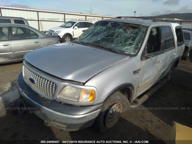 1FMPU16L6YLC16595 - 2000 FORD EXPEDITION XLT SILVER photo 2