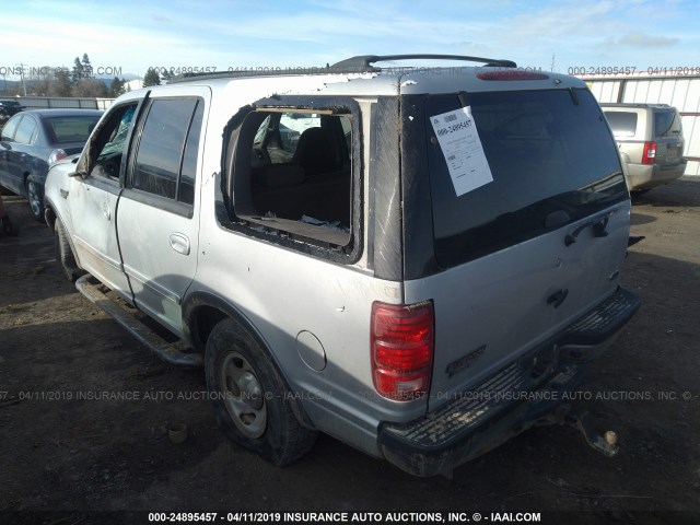 1FMPU16L6YLC16595 - 2000 FORD EXPEDITION XLT SILVER photo 3