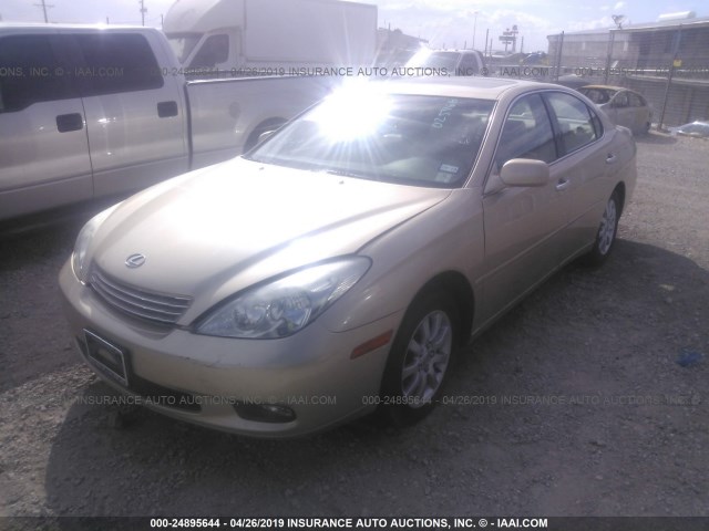 JTHBF30G520025466 - 2002 LEXUS ES 300 GOLD photo 2