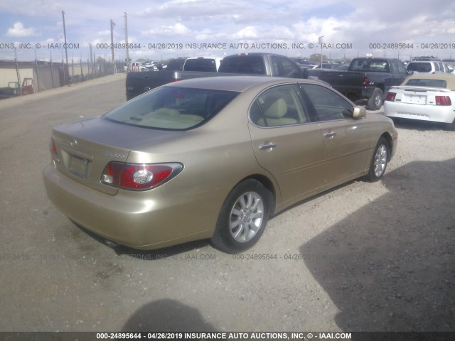 JTHBF30G520025466 - 2002 LEXUS ES 300 GOLD photo 4