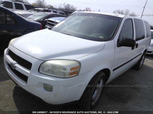 1GNDV23167D120169 - 2007 CHEVROLET UPLANDER LS WHITE photo 2