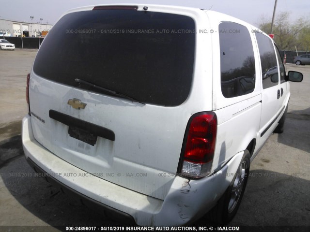 1GNDV23167D120169 - 2007 CHEVROLET UPLANDER LS WHITE photo 4