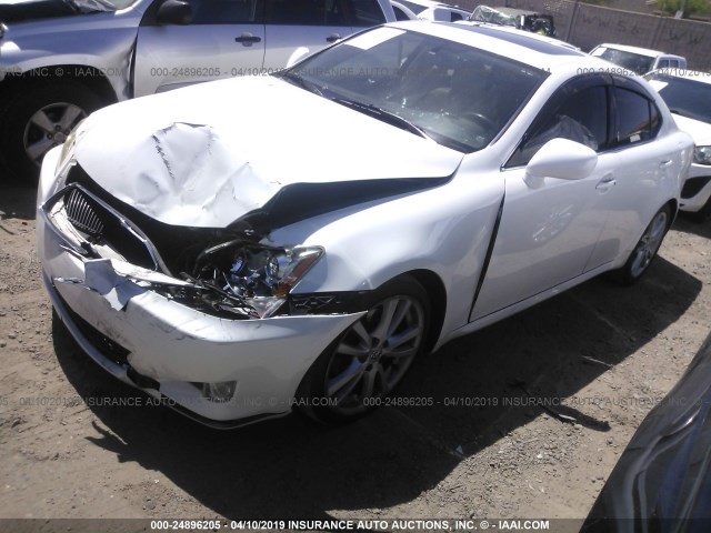 JTHBK262175049579 - 2007 LEXUS IS 250 WHITE photo 2