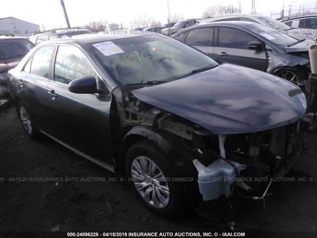 4T1BF1FK0CU060391 - 2012 TOYOTA CAMRY SE/LE/XLE GRAY photo 1