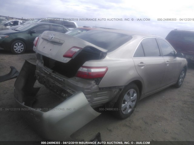 4T1BE46KX8U224905 - 2008 TOYOTA CAMRY CE/LE/XLE/SE TAN photo 4