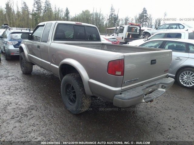 1GTCT19W428235040 - 2002 GMC SONOMA GRAY photo 3