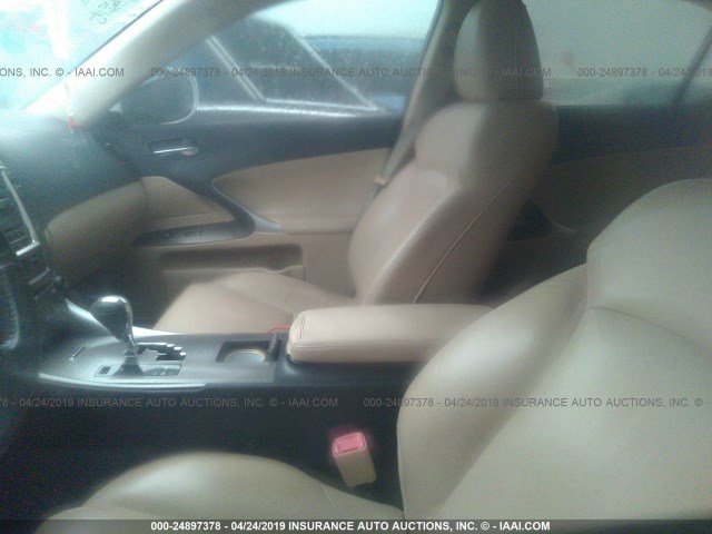 JTHBK262685076973 - 2008 LEXUS IS 250 WHITE photo 3