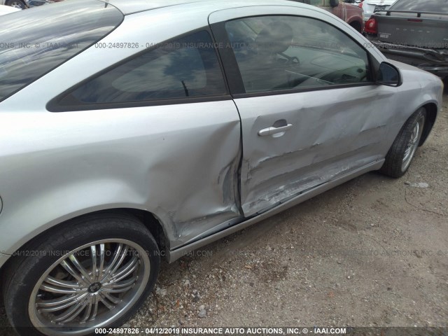 1G1AM18BX87321382 - 2008 CHEVROLET COBALT SPORT SILVER photo 6