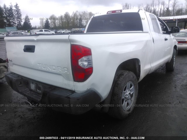 5TFUM5F11JX075365 - 2018 TOYOTA TUNDRA DOUBLE CAB SR/SR5 WHITE photo 4