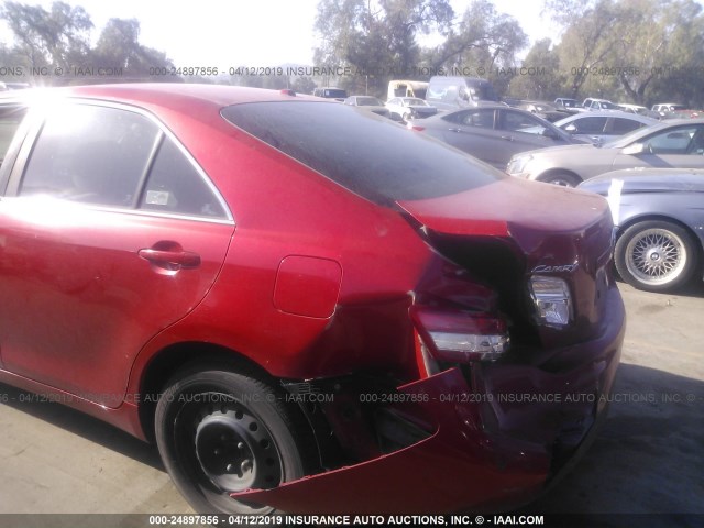 4T4BF3EK6BR118246 - 2011 TOYOTA CAMRY SE/LE/XLE RED photo 6