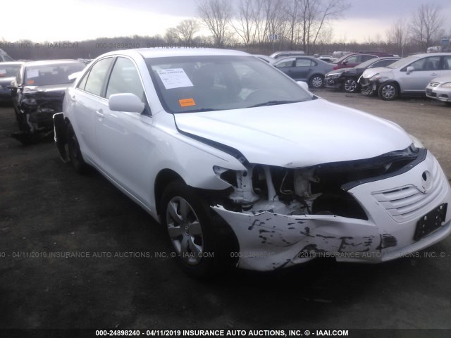 4T1BE46K77U578220 - 2007 TOYOTA CAMRY NEW GENERAT CE/LE/XLE/SE WHITE photo 1