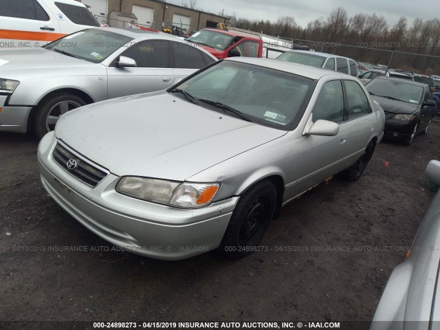 4T1BG22K31U775459 - 2001 TOYOTA CAMRY CE/LE/XLE SILVER photo 2