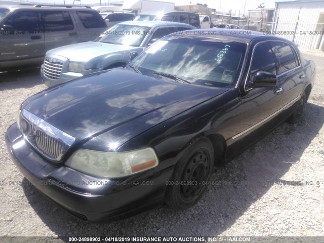 1LNHM88W95Y613267 - 2005 LINCOLN TOWN CAR EXECUTIVE BLACK photo 2