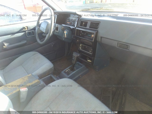 1N6SD16S2PC364602 - 1993 NISSAN TRUCK KING CAB SILVER photo 5