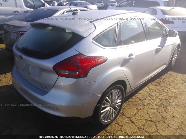 1FADP3N21GL325859 - 2016 FORD FOCUS TITANIUM SILVER photo 4