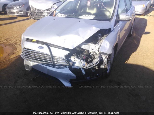 1FADP3N21GL325859 - 2016 FORD FOCUS TITANIUM SILVER photo 6