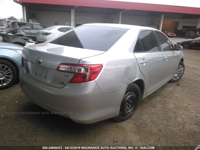 4T1BD1FK5EU113238 - 2014 TOYOTA CAMRY HYBRID/LE/XLE SILVER photo 4