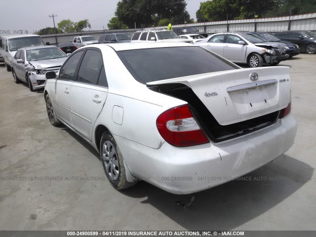 JTDBE32K020107210 - 2002 TOYOTA CAMRY LE/XLE/SE WHITE photo 3