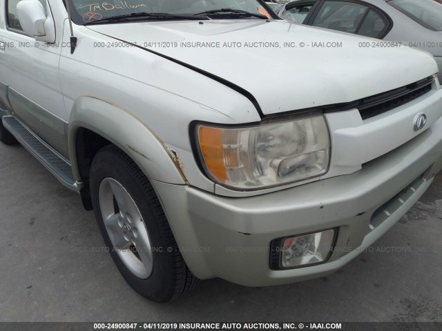 JNRDR07Y61W106504 - 2001 INFINITI QX4 WHITE photo 6