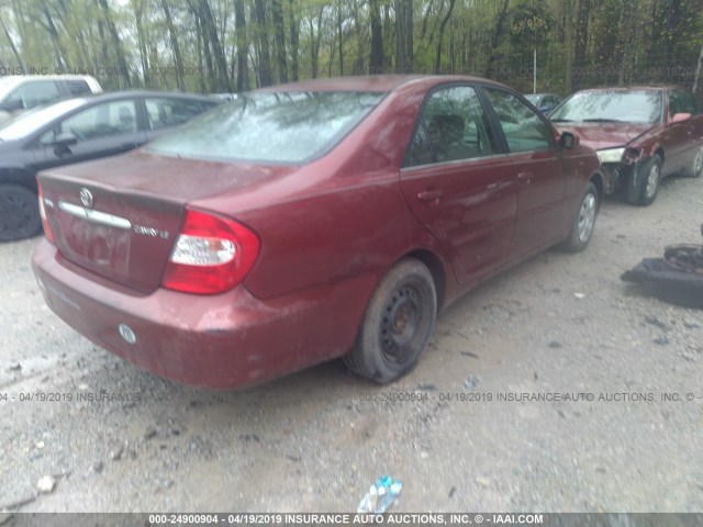 4T1BE32K22U554867 - 2002 TOYOTA CAMRY LE/XLE/SE RED photo 4