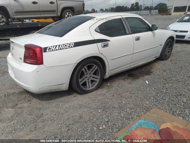 2B3KA53H86H528430 - 2006 DODGE CHARGER R/T WHITE photo 4