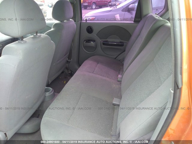 KL1TJ62694B277455 - 2004 CHEVROLET AVEO LS ORANGE photo 8