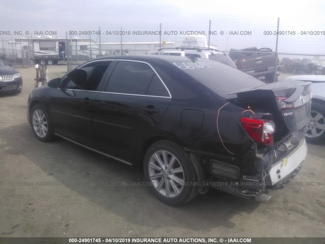 4T1BK1FK2CU524289 - 2012 TOYOTA CAMRY SE/XLE BLACK photo 3