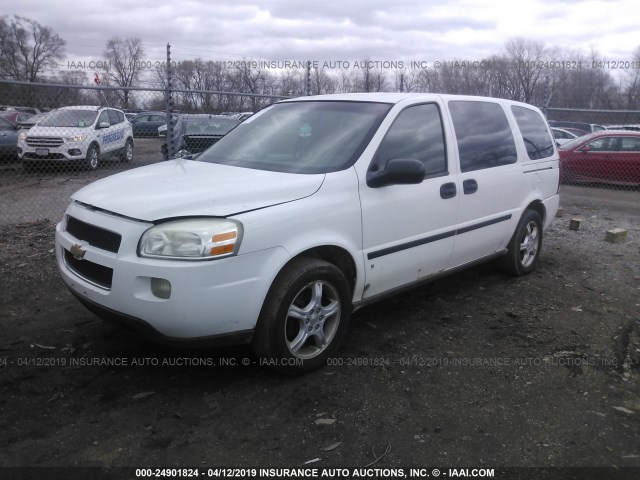 1GNDV23L26D234377 - 2006 CHEVROLET UPLANDER LS WHITE photo 2