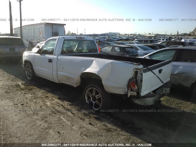 1GCEC14V05Z358887 - 2005 CHEVROLET SILVERADO C1500 WHITE photo 3