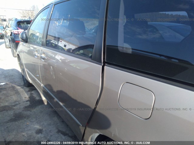 5TDZA23C04S098939 - 2004 TOYOTA SIENNA CE/LE GOLD photo 6