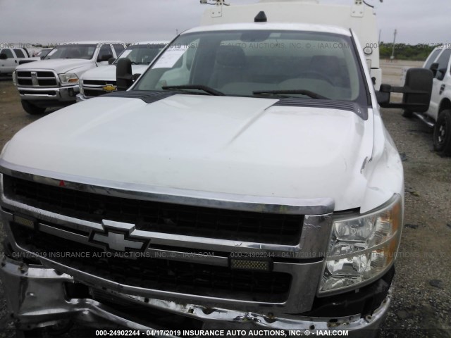 1GB0CVCG2CF190922 - 2012 CHEVROLET SILVERADO C2500 HEAVY DUTY WHITE photo 6