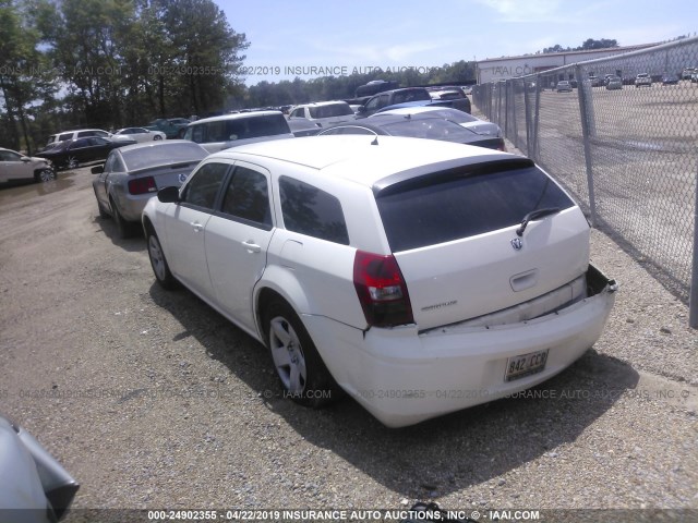 2D4FV47T58H220067 - 2008 DODGE MAGNUM WHITE photo 3