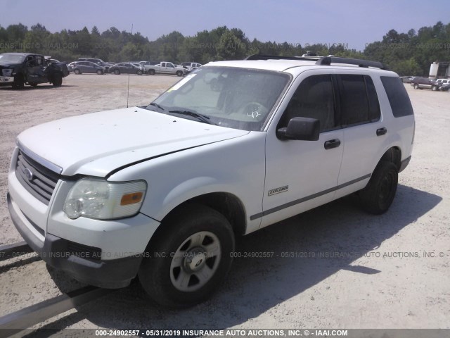 1FMEU62EX6UB73012 - 2006 FORD EXPLORER XLS WHITE photo 2