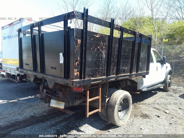 1FDGW46Y99EA24763 - 2009 FORD F450 SUPER DUTY WHITE photo 4