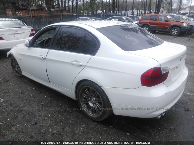 WBAVB17516NK40125 - 2006 BMW 325 I AUTOMATIC WHITE photo 3