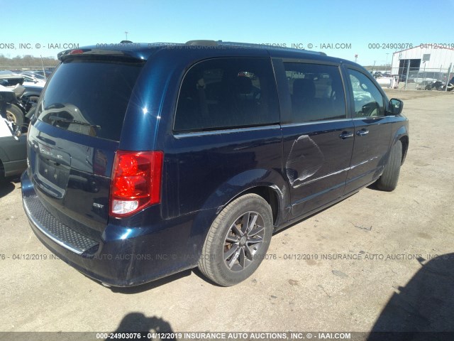 2C4RDGCG7HR662432 - 2017 DODGE GRAND CARAVAN SXT BLUE photo 4