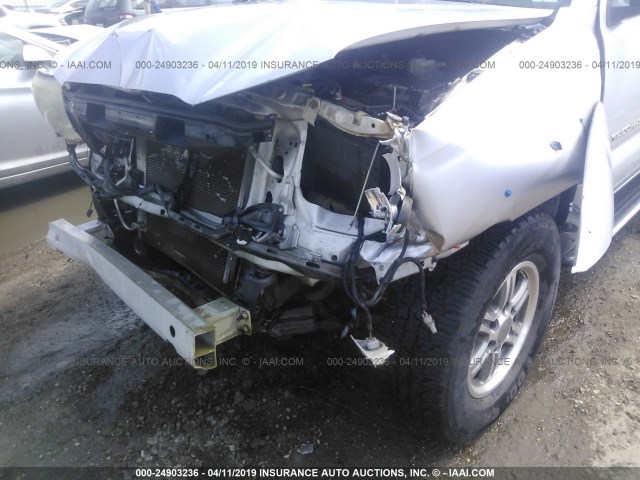 3TMJU4GNXBM124388 - 2011 TOYOTA TACOMA DOUBLE CAB PRERUNNER SILVER photo 6