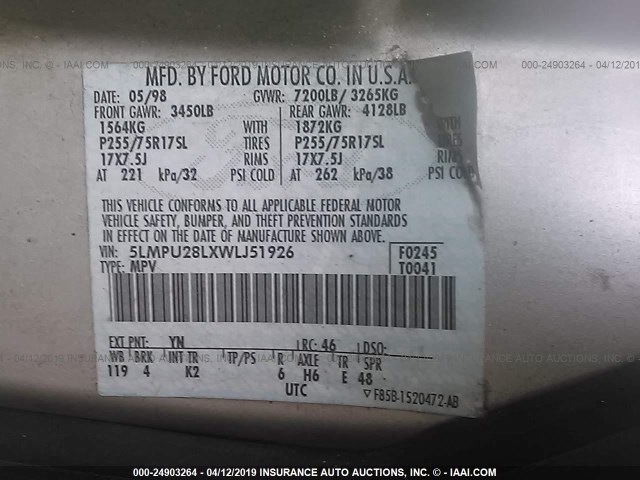 5LMPU28LXWLJ51926 - 1998 LINCOLN NAVIGATOR 银色 照片 9