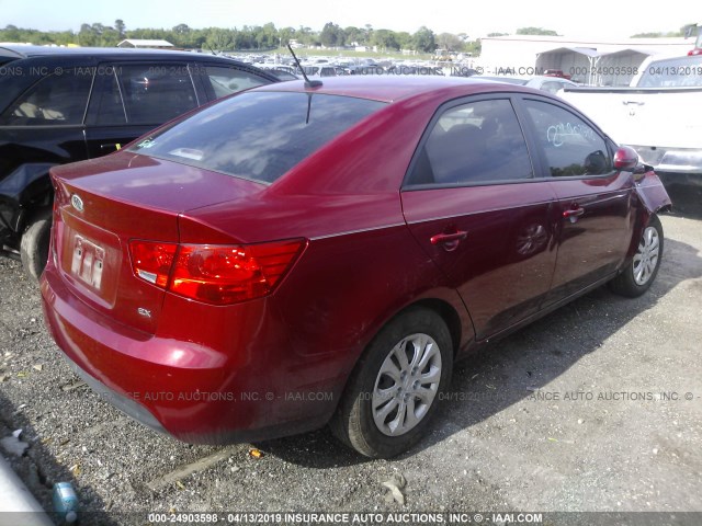 KNAFU4A21B5394925 - 2011 KIA FORTE EX RED photo 4