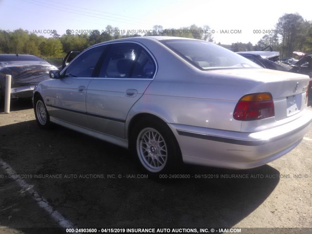 WBADM6344YGU17290 - 2000 BMW 528 I AUTOMATIC SILVER photo 3