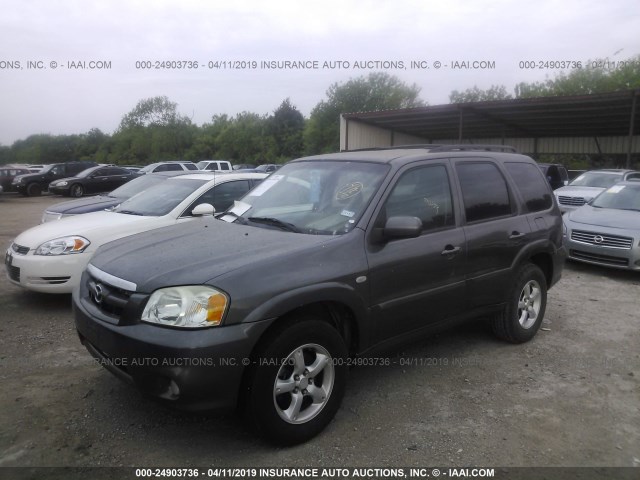 4F2CZ06145KM51043 - 2005 MAZDA TRIBUTE S GRAY photo 2