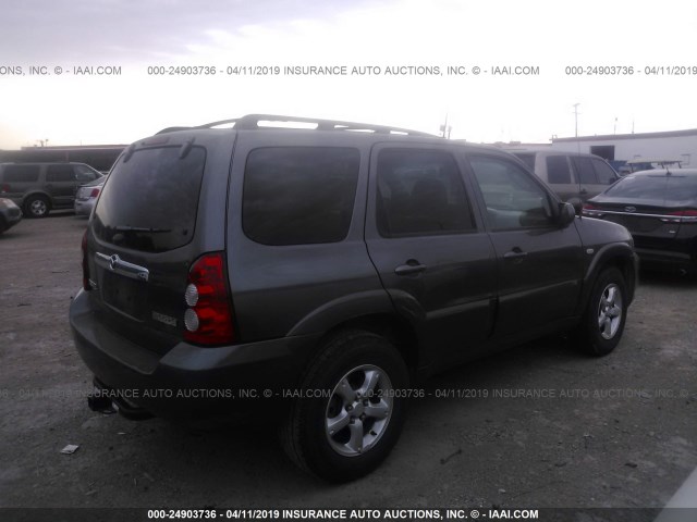 4F2CZ06145KM51043 - 2005 MAZDA TRIBUTE S GRAY photo 4