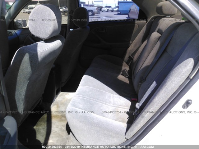 JT2BG22K5V0011803 - 1997 TOYOTA CAMRY LE/XLE Weiß Foto 8