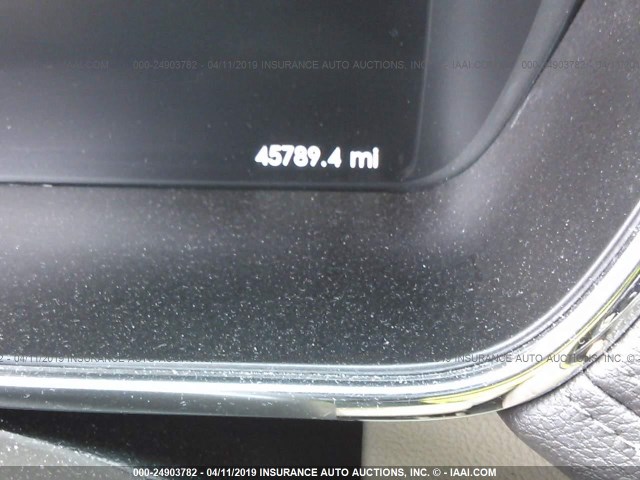 1LN6L9NP7H5631396 - 2017 LINCOLN CONTINENTAL RESERVE Weiß Foto 7