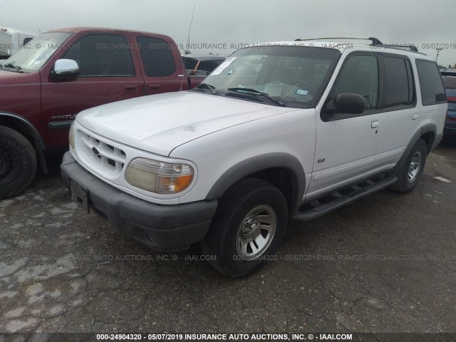 1FMZU62X7YZA71501 - 2000 FORD EXPLORER XLS WHITE photo 2