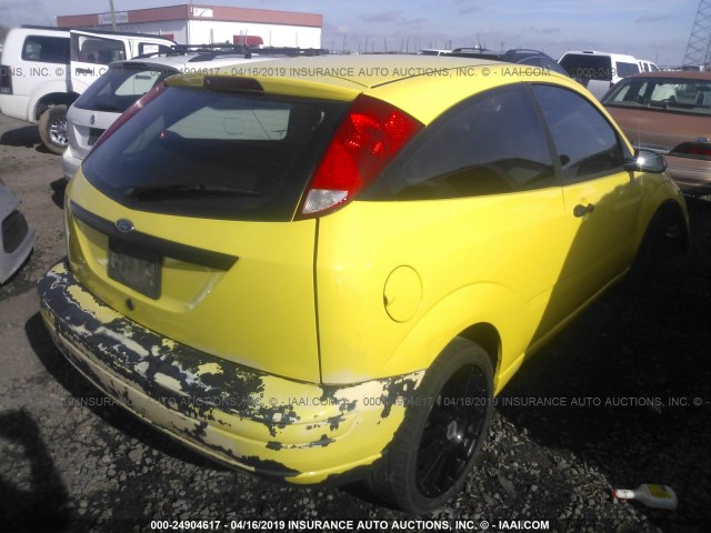 3FAFP31N65R144005 - 2005 FORD FOCUS ZX3 YELLOW photo 4